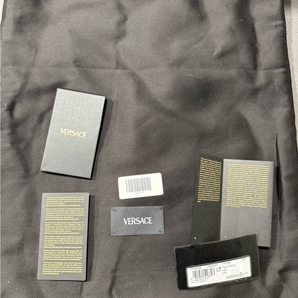 New!! Versace Hot Pink Purse - Picture 8 of 10